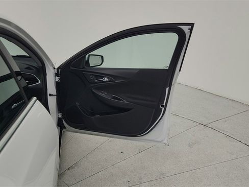 Certified 2024 Chevrolet Malibu LS w/ LPO, Floor Liner Package image 37