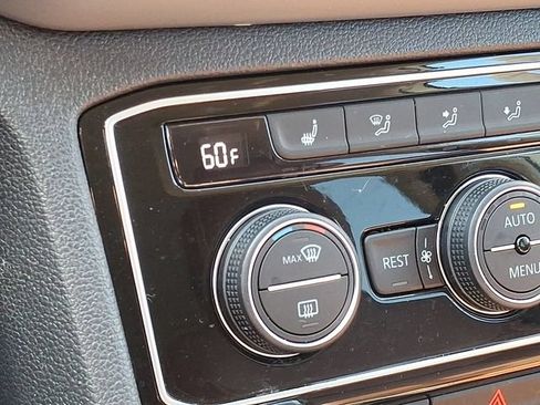 Used 2022 Volkswagen Atlas SE FWD image 20