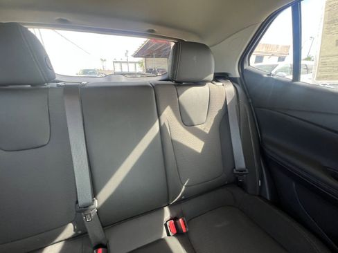 Used 2025 Buick Encore GX Preferred image 37