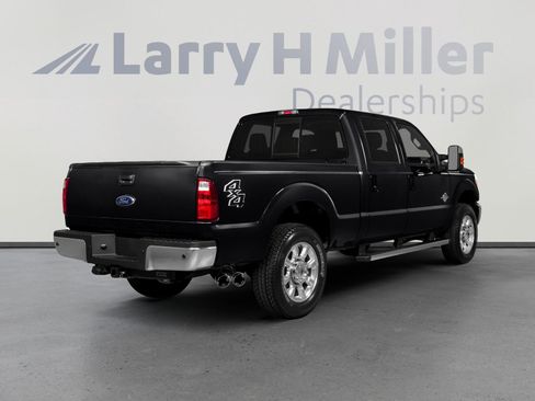 Used 2016 Ford F250 XLT image 2