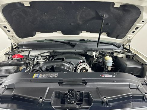 Used 2010 Chevrolet Tahoe LTZ image 21