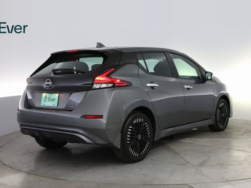 Used 2023 Nissan Leaf SV Plus image 12