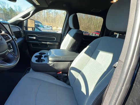 Used 2024 RAM 2500 Big Horn w/ Bed Utility Group image 17