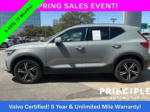 Certified 2025 Volvo XC40 B5 Core AWD/4WD image 7