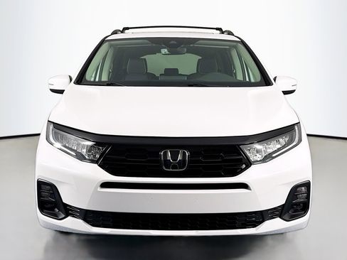 New 2026 Honda Odyssey Touring image 2