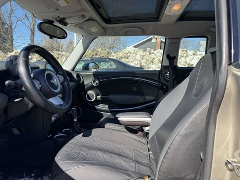 Used 2009 MINI Cooper Clubman Hardtop image 11