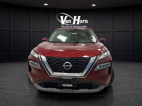 Used 2023 Nissan Rogue SV image 9