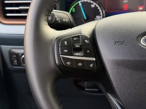 Certified 2024 Ford Maverick Lariat image 22