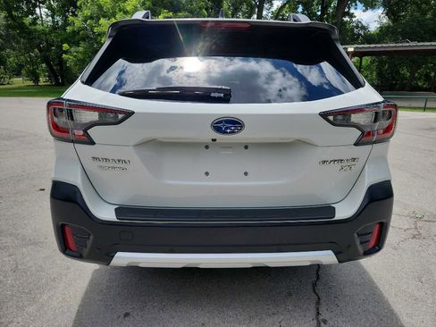 Used 2020 Subaru Outback Limited XT w/ Popular Package #2 AWD/4WD image 6