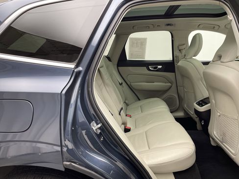 Used 2020 Volvo XC60 T6 Inscription w/ Protection Package Premier image 18
