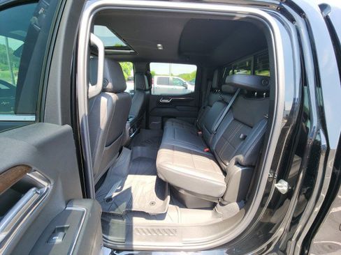 Used 2024 Chevrolet Silverado 1500 High Country w/ High Country Premium Package AWD/4WD image 25
