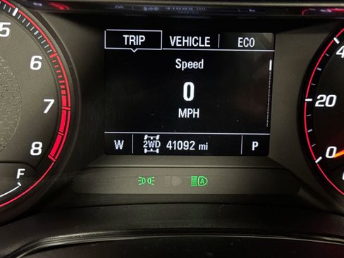 Used 2021 Chevrolet TrailBlazer RS w/ Sun and Liftgate Package AWD/4WD image 16