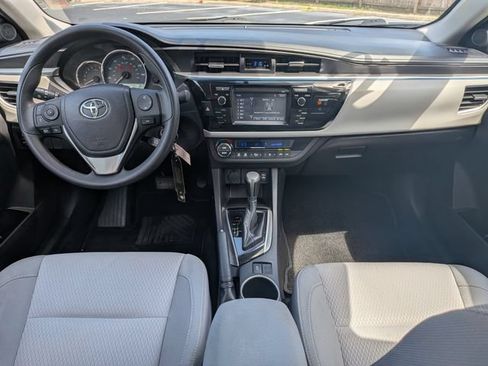 Used 2015 Toyota Corolla LE FWD image 15