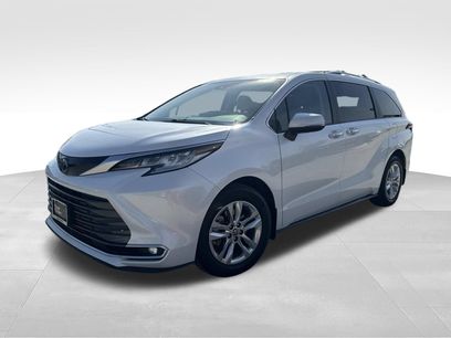 Used 2023 Toyota Sienna Limited