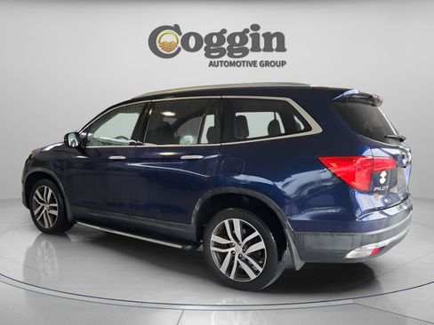 Used 2016 Honda Pilot Touring image 3