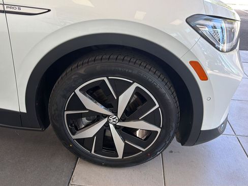 Certified 2023 Volkswagen ID.4 Pro S RWD image 10