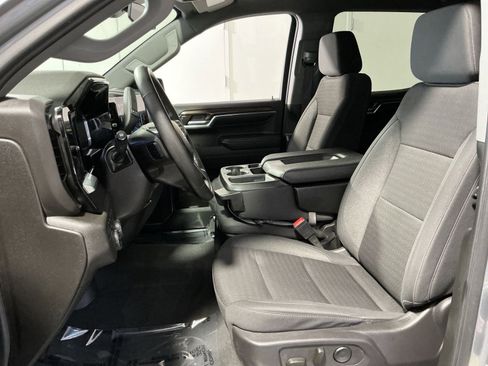 Used 2024 Chevrolet Silverado 1500 LT AWD/4WD image 14