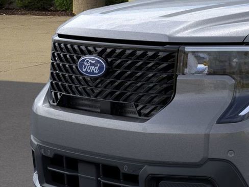 New 2026 Ford Maverick Lariat w/ Black Appearance Package image 18