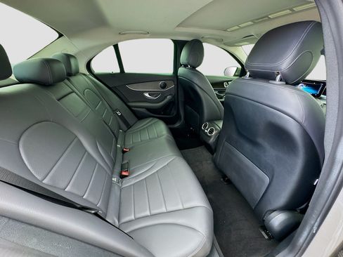 Used 2019 Mercedes-Benz C 300 Sedan image 19