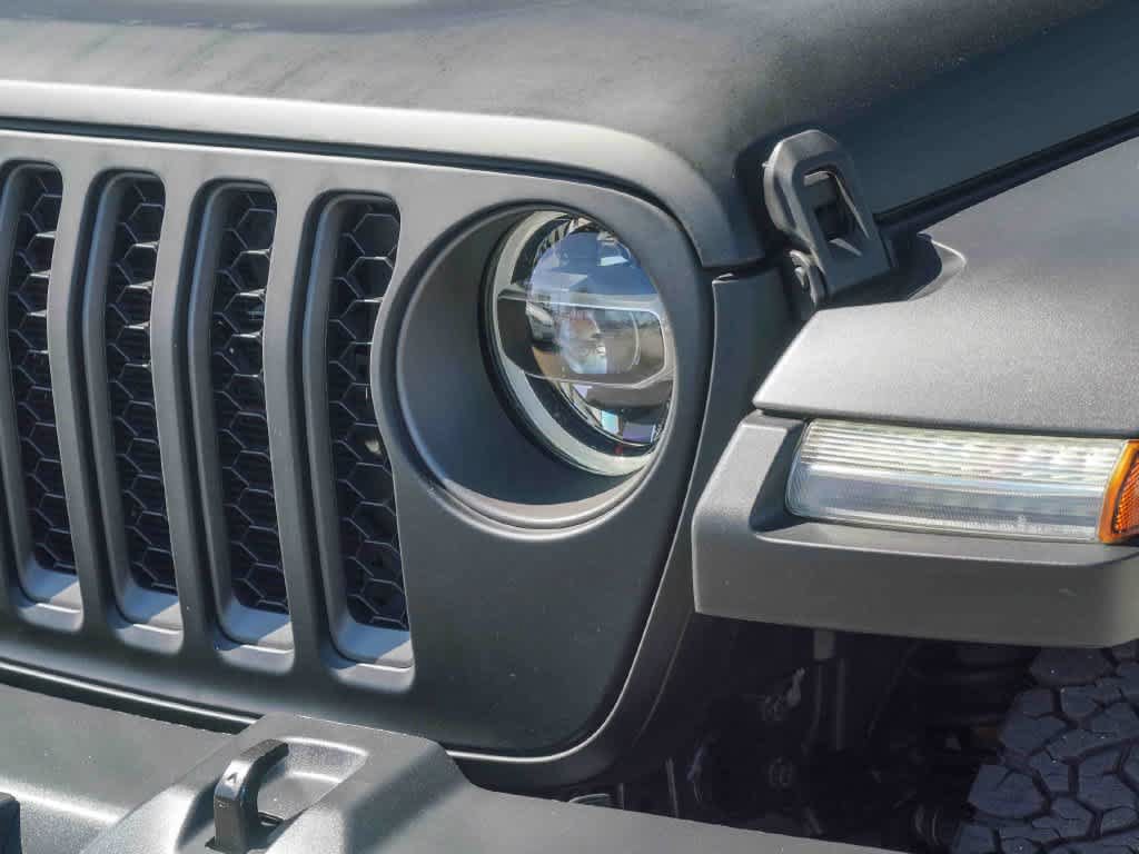 Certified 2022 Jeep Wrangler Unlimited Rubicon 4xe AWD/4WD image 8