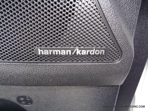 Used 2019 Kia Sorento EX w/ EX Touring Package image 14