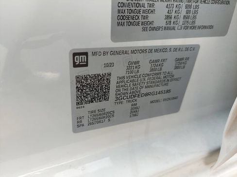 Used 2024 Chevrolet Silverado 1500 LT Trail Boss w/ Convenience Package II AWD/4WD image 39