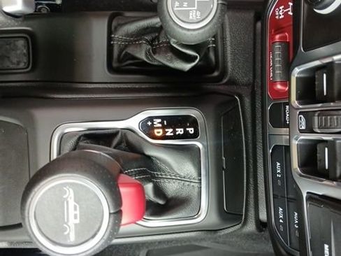 New 2026 Jeep Gladiator Mojave image 43