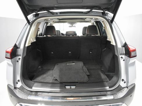 Certified 2023 Nissan Rogue Platinum w/ Platinum Premium Package image 36