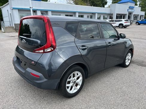 Used 2021 Kia Soul S FWD image 5