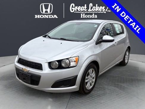 Used 2015 Chevrolet Sonic LT image 2