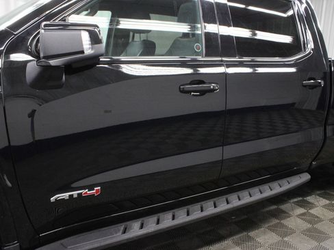 Used 2025 GMC Sierra 1500 AT4 w/ Technology Package AWD/4WD image 57