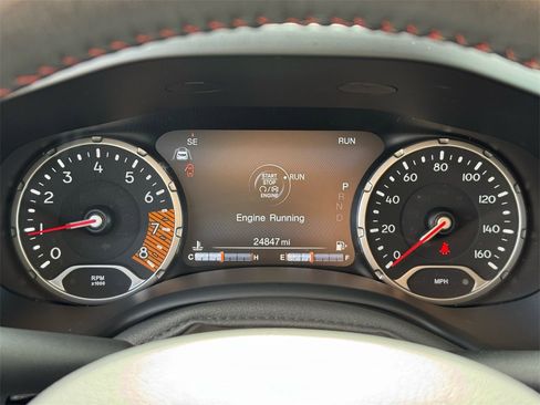 Used 2021 Jeep Renegade Trailhawk w/ Trailer Tow Group image 26