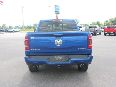 Used 2019 RAM 1500 Laramie w/ Sport Appearance Package AWD/4WD image 8