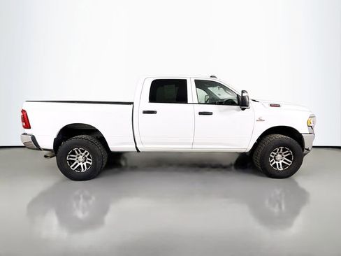 Used 2023 RAM 3500 Tradesman w/ Towing Technology Group image 8