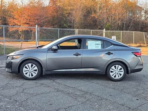 New 2025 Nissan Sentra S image 17