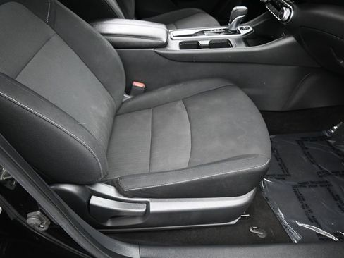 Used 2022 Nissan Sentra SV FWD image 35