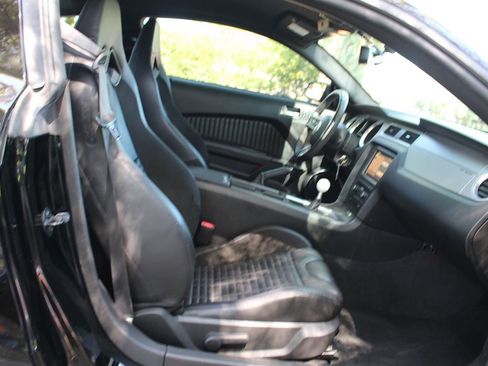 Used 2013 Ford Mustang Shelby GT500 image 15