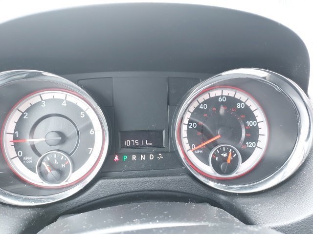 Used 2015 Dodge Grand Caravan SXT FWD image 11