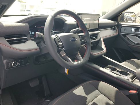 New 2026 Ford Explorer ST image 9