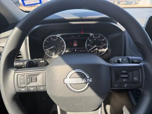 Certified 2025 Nissan Rogue S image 12