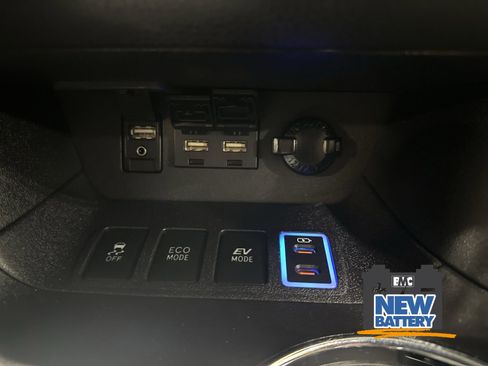 Used 2019 Toyota Highlander Limited w/ Protection Package #3 AWD/4WD image 63
