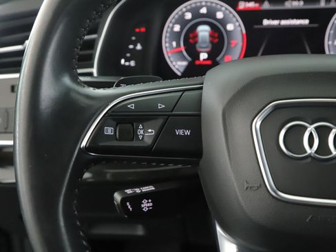 Used 2019 Audi Q8 Premium Plus w/ Premium Plus AWD/4WD image 11