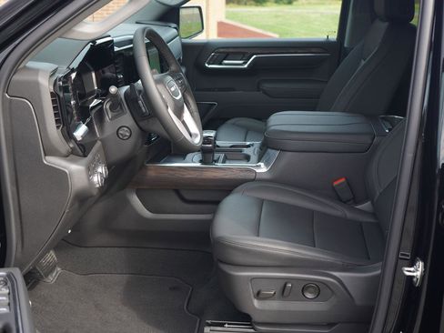 New 2026 GMC Sierra 1500 SLT w/ SLT Premium Package image 24