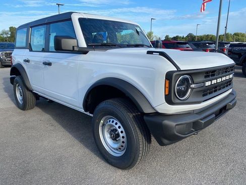 New 2025 Ford Bronco 4-Door AWD/4WD image 1