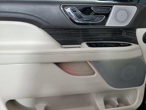 Used 2024 Lincoln Navigator Black Label image 19