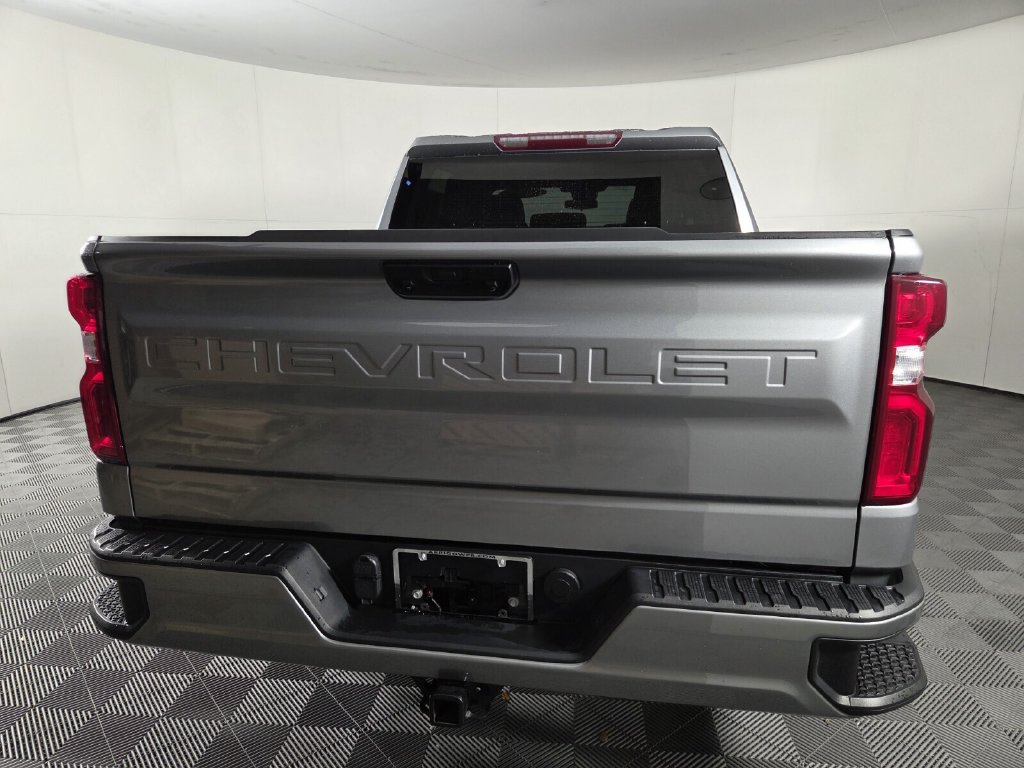 Used 2024 Chevrolet Silverado 1500 RST RWD image 5