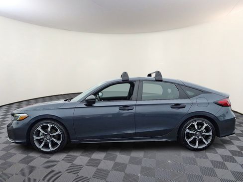 Used 2025 Honda Civic Sport Touring image 4