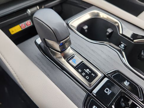 Used 2023 Lexus RX 350h w/ Cold Area Package image 11