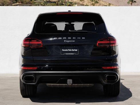 Used 2016 Porsche Cayenne AWD/4WD image 6