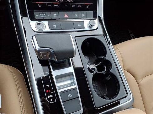 Used 2025 Audi Q7 2.0T Premium Plus w/ Premium Plus Package image 15